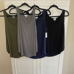 Old Navy lot (4) curve hem tanks.